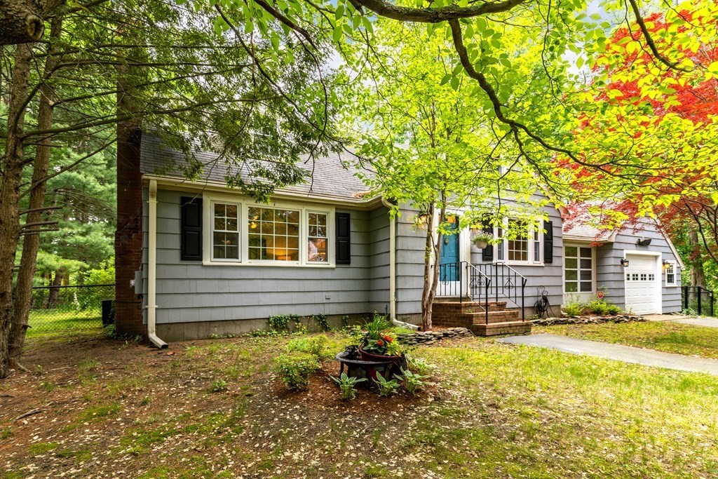 2 Stonehouse Hill Road Easton, MA 02356 - Photo 4 of 38