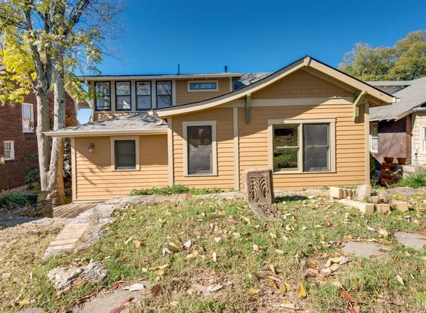 $1,195,000 | 2112 15th Avenue South, Nashville, TN 37212