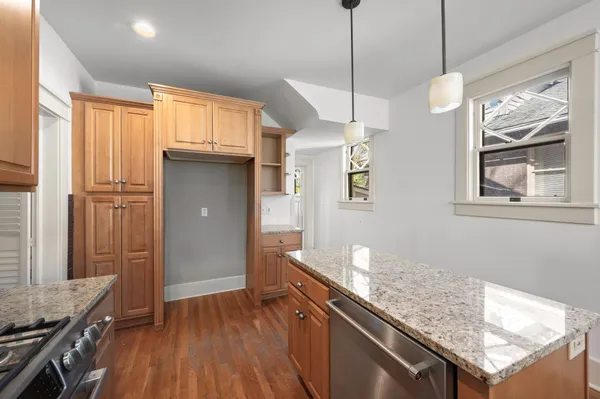 $1,195,000 | 2112 15th Avenue South, Nashville, TN 37212