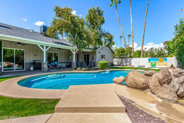 $9,450 | 4227 North 68th Street, Scottsdale, AZ 85251