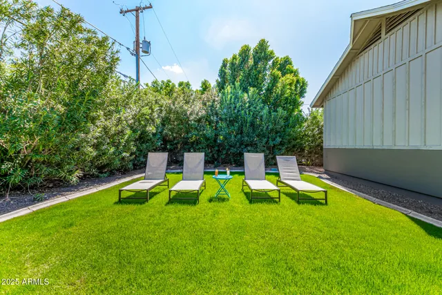 $9,450 | 4227 North 68th Street, Scottsdale, AZ 85251