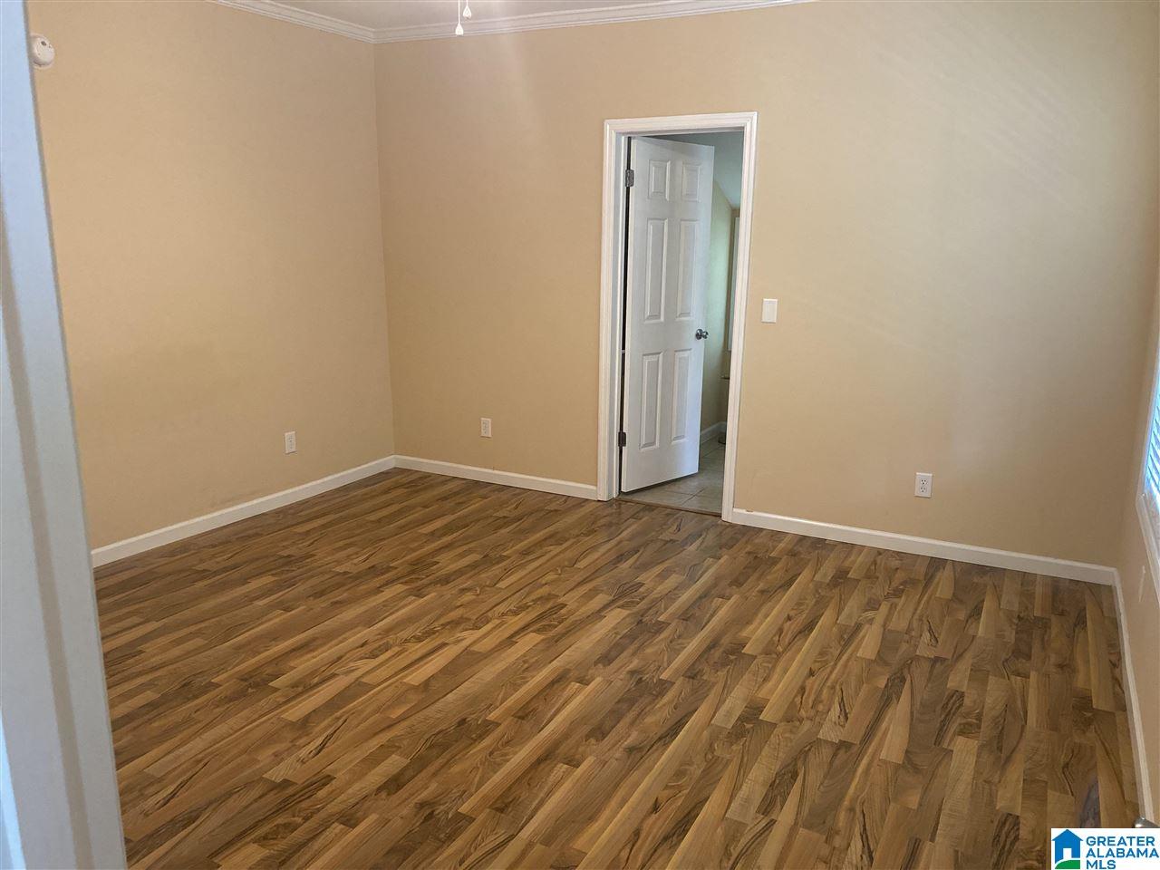 701 5th Street North Oneonta, AL 35121 - Photo 9 of 17