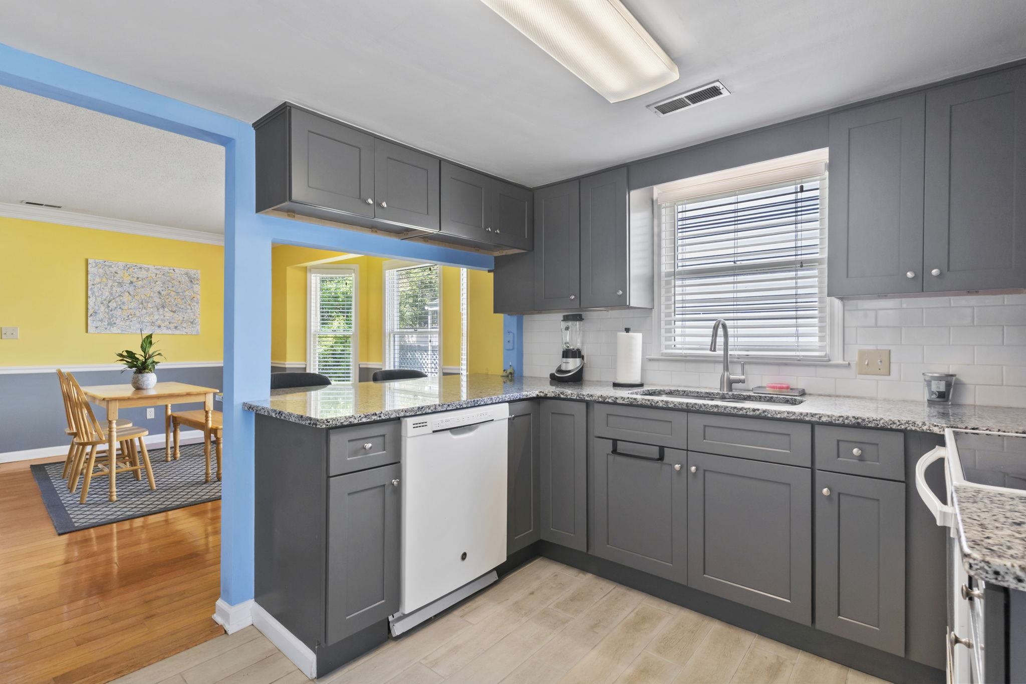 1557 Victoria Lane Myrtle Beach, SC 29577 - Photo 10 of 38