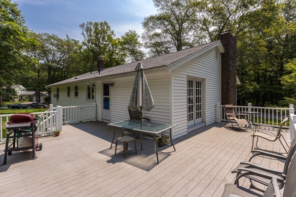 81 Old Cart Road Hamilton, MA 01982 - Photo 24 of 27 Gallery Image 24