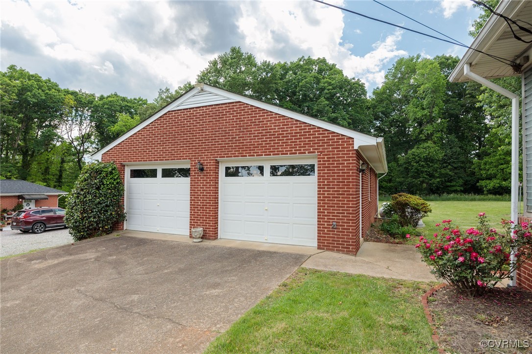 4212 Randolph Road North Chesterfield, VA 23236 - Photo 37 of 49 Gallery Image 37