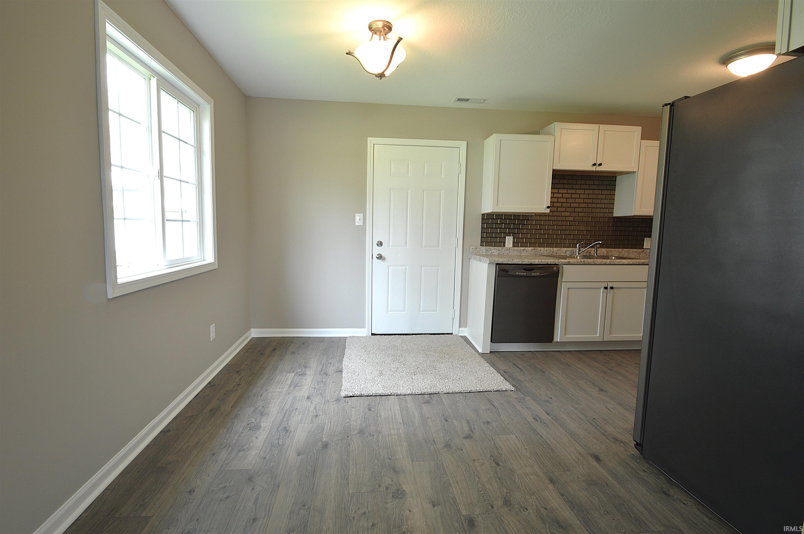 927 Schirmeyer Street Decatur, IN 46733 - Photo 5 of 20