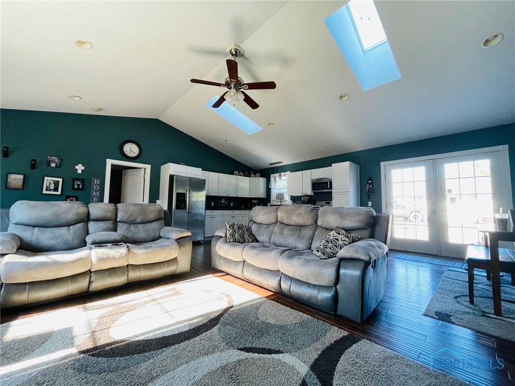 921 Patchen Road Oregon, OH 43616 - Photo 14 of 44 Gallery Image 14