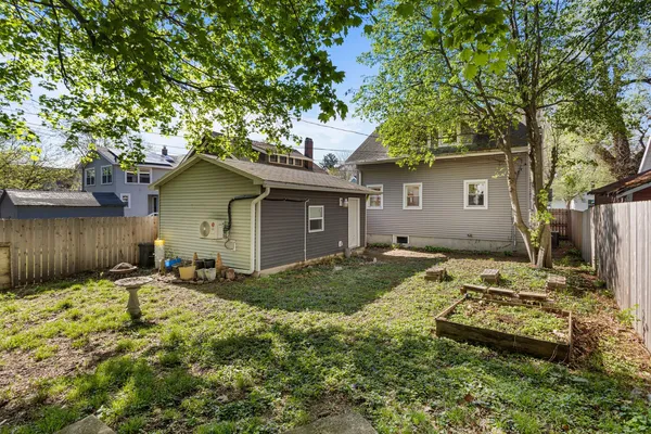 $219,900 | 314 West John Street, Champaign, IL 61820