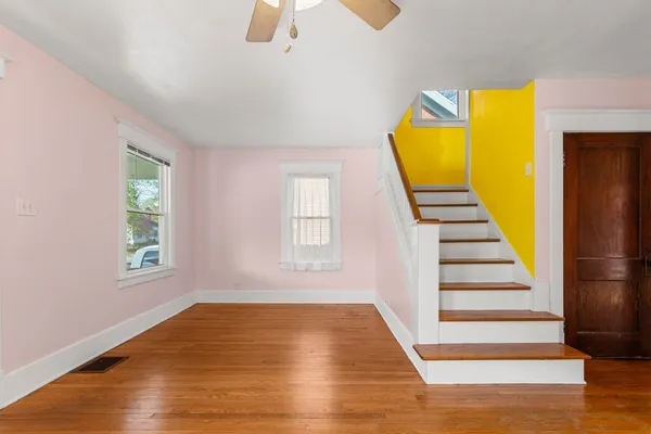 $219,900 | 314 West John Street, Champaign, IL 61820