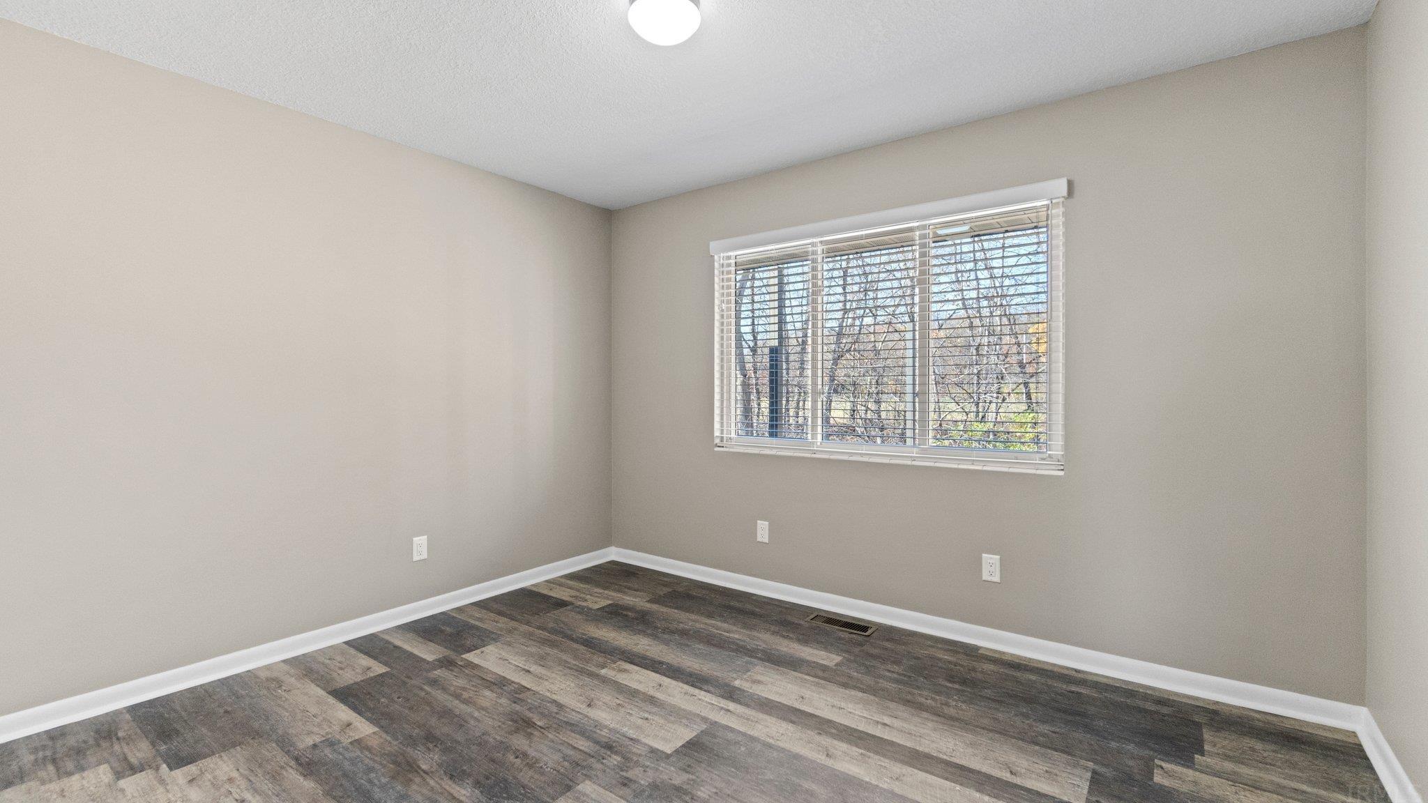 5311 Hursh Road Fort Wayne, IN 46845 - Photo 15 of 29 Gallery Image 15
