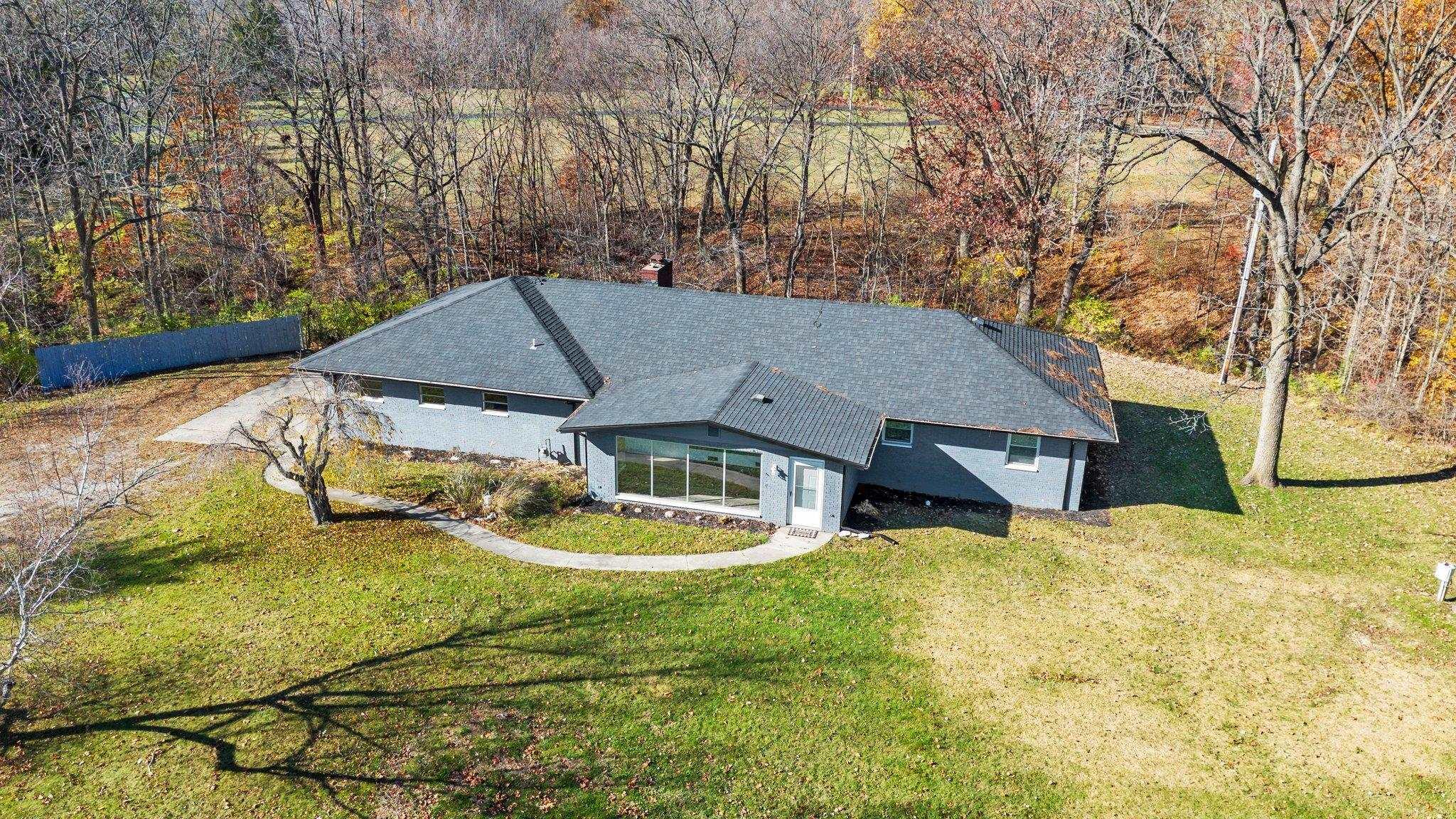 5311 Hursh Road Fort Wayne, IN 46845 - Photo 2 of 29 Gallery Image 2