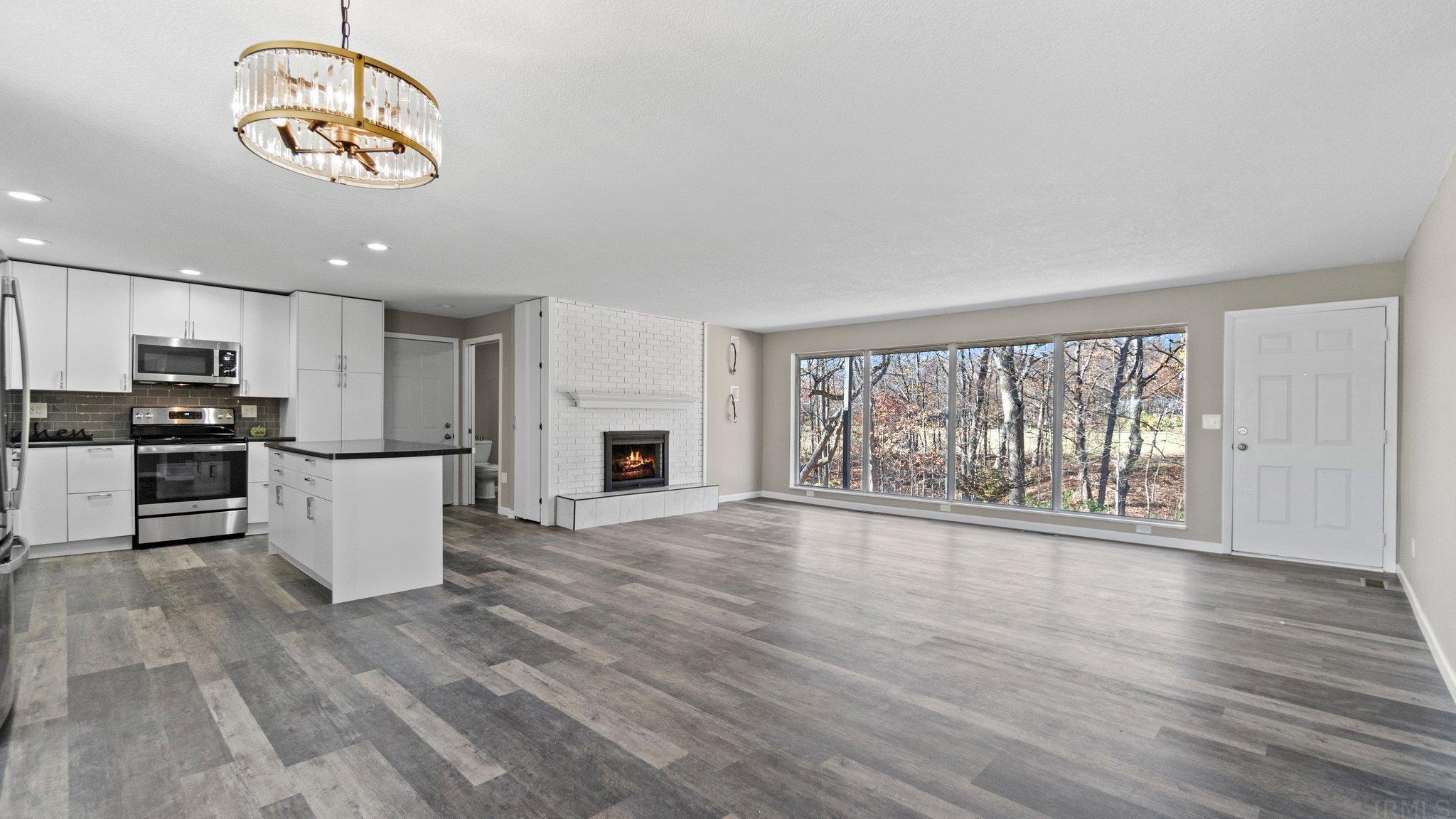 5311 Hursh Road Fort Wayne, IN 46845 - Photo 9 of 29 Gallery Image 9