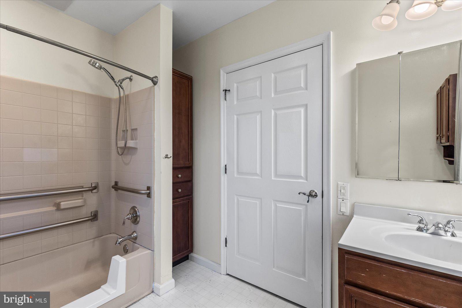 4947 East Prospect Road York, PA 17406 - Photo 15 of 46