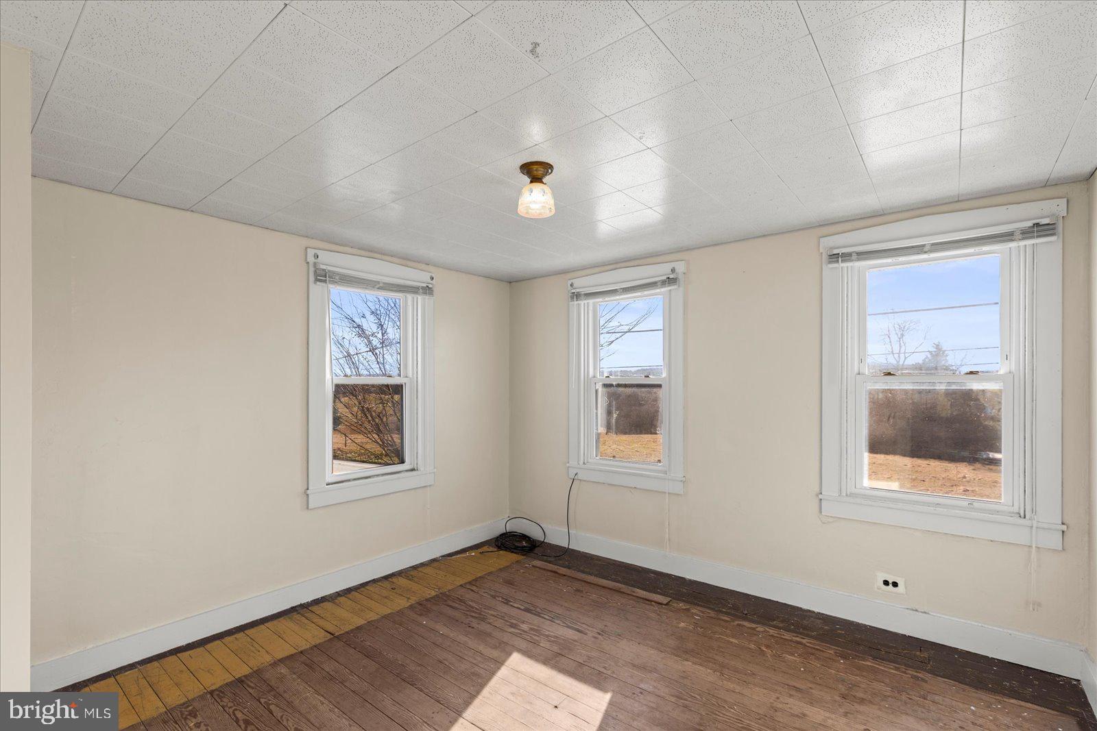 4947 East Prospect Road York, PA 17406 - Photo 22 of 46