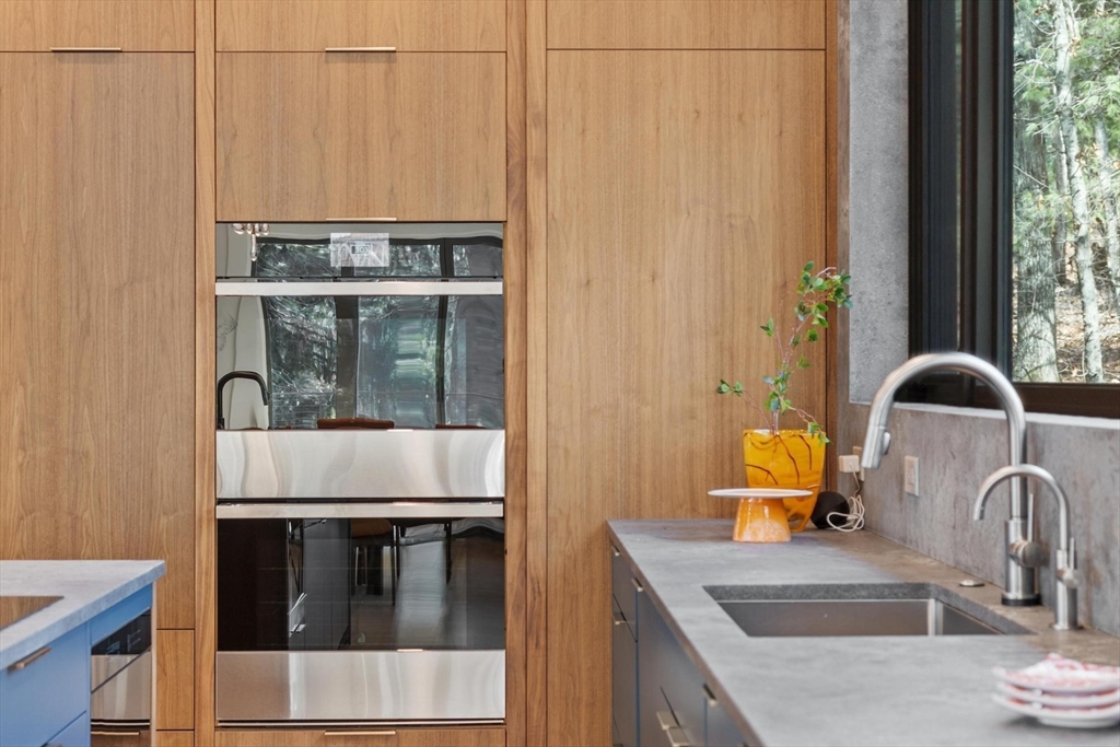 64 Hill Street Lexington, MA 02421 - Photo 26 of 42