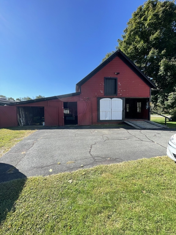 663 Leyden Road Greenfield, MA 01301 - Photo 3 of 21 Gallery Image 3