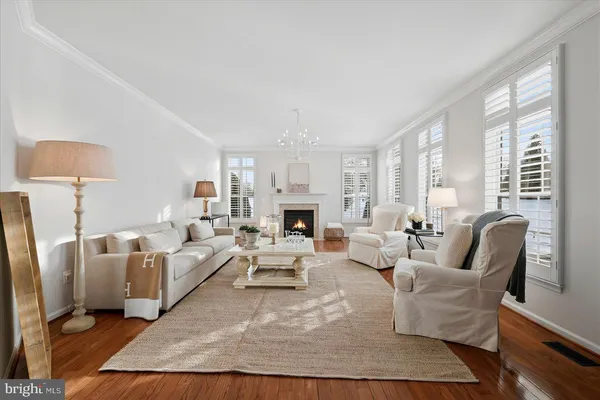 $1,250,000 | 17301 Vannes Court, Hamilton, VA 20158