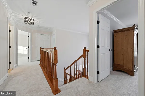 $1,250,000 | 17301 Vannes Court, Hamilton, VA 20158