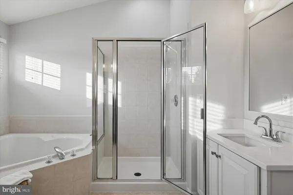 $1,250,000 | 17301 Vannes Court, Hamilton, VA 20158