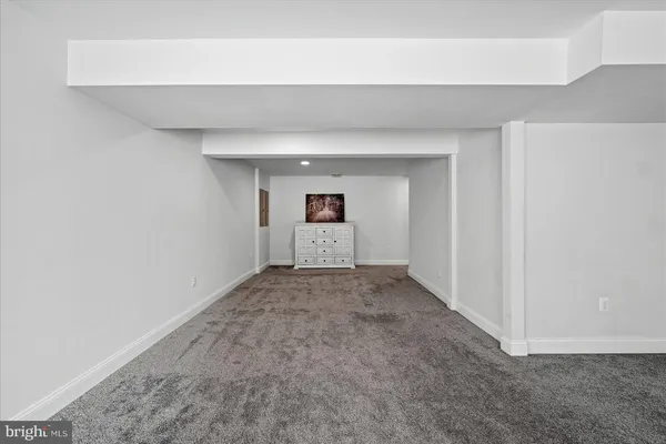 $1,250,000 | 17301 Vannes Court, Hamilton, VA 20158