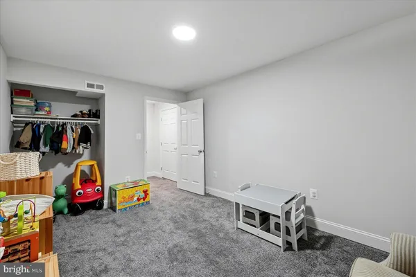 $1,250,000 | 17301 Vannes Court, Hamilton, VA 20158