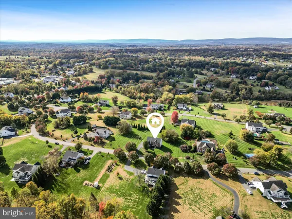 $1,250,000 | 17301 Vannes Court, Hamilton, VA 20158