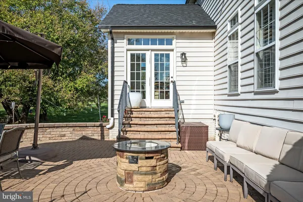 $1,250,000 | 17301 Vannes Court, Hamilton, VA 20158