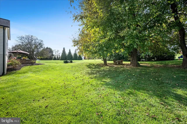 $1,300,000 | 17301 Vannes Court, Hamilton, VA 20158