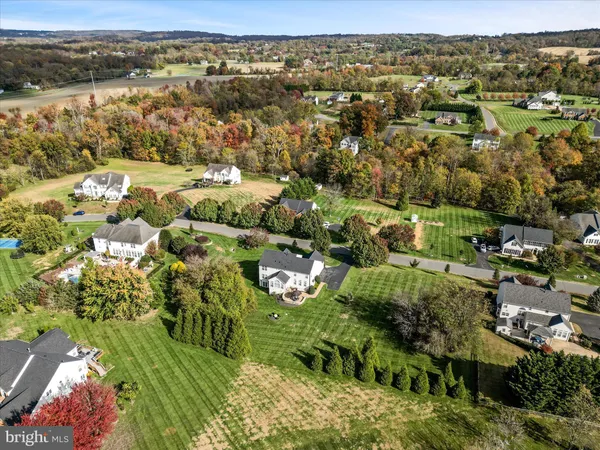 $1,250,000 | 17301 Vannes Court, Hamilton, VA 20158