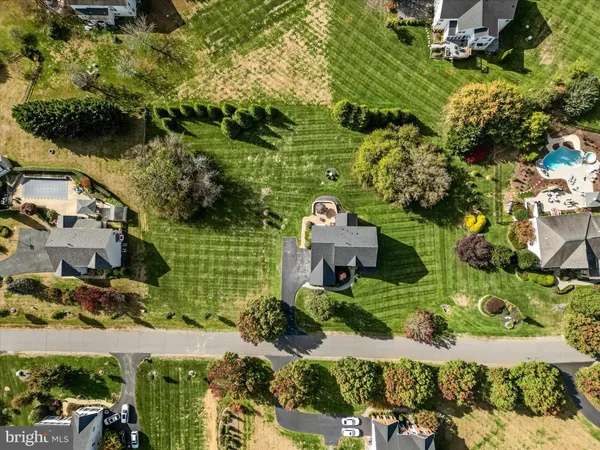 $1,250,000 | 17301 Vannes Court, Hamilton, VA 20158