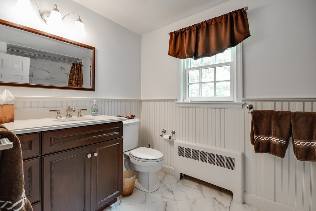 21 Yorkshire Road Dover, MA 02030 - Photo 15 of 25 Gallery Image 15