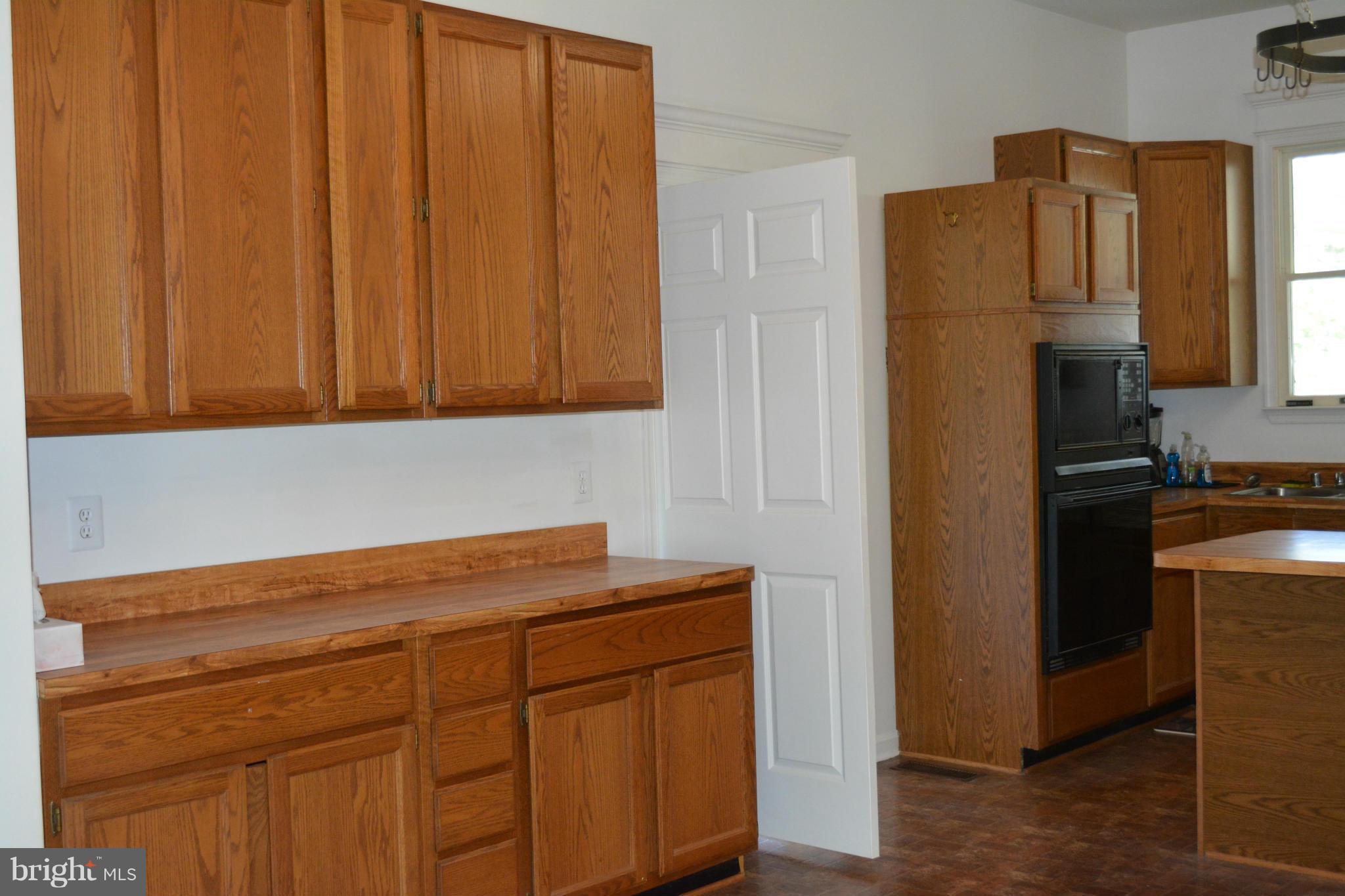 10050 South Faulkner Road Faulkner, MD 20632 - Photo 19 of 29 Kitchen