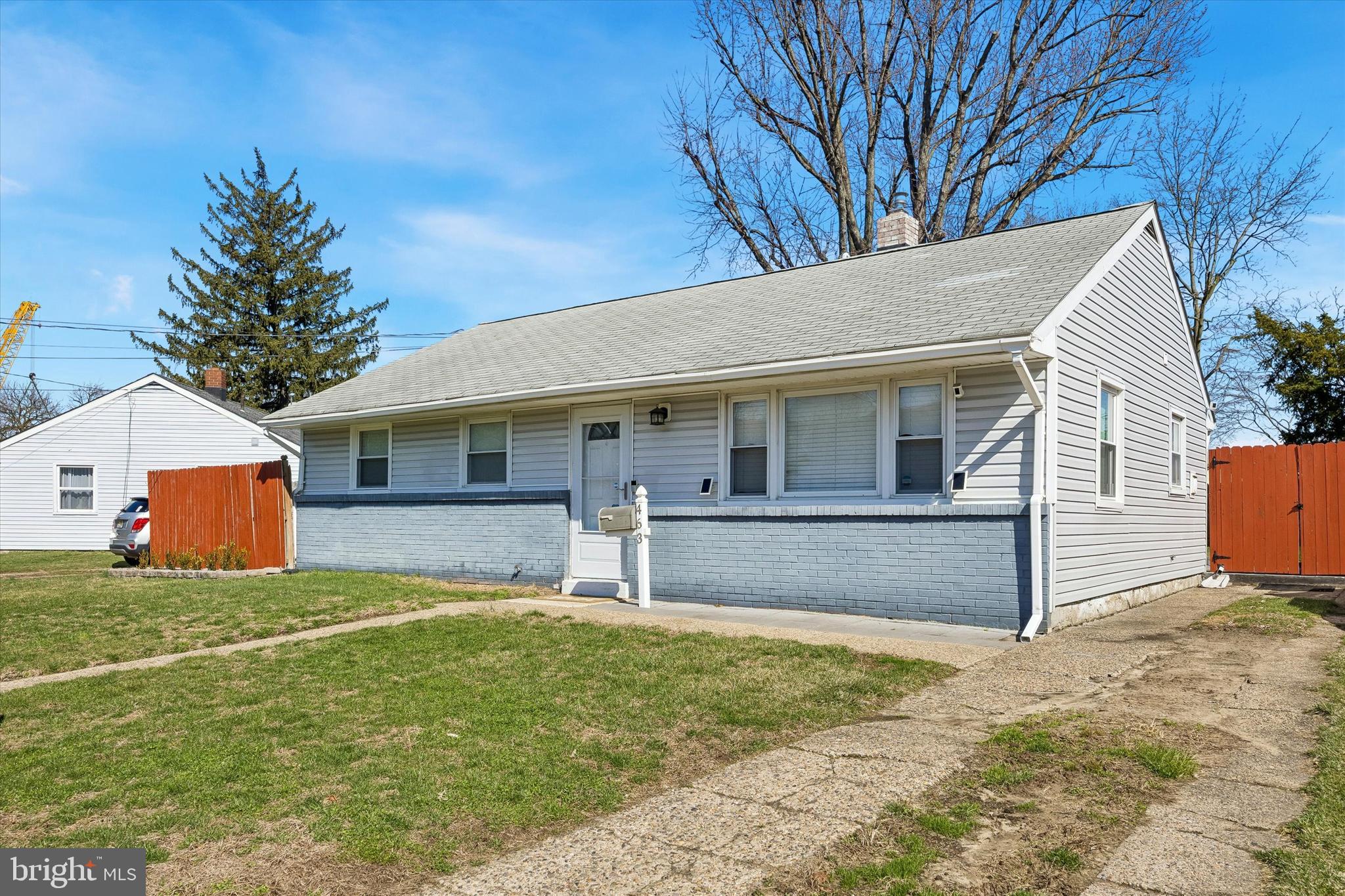 463 Colonial Road Bellmawr, NJ 08031 - Photo 4 of 16 Gallery Image 4