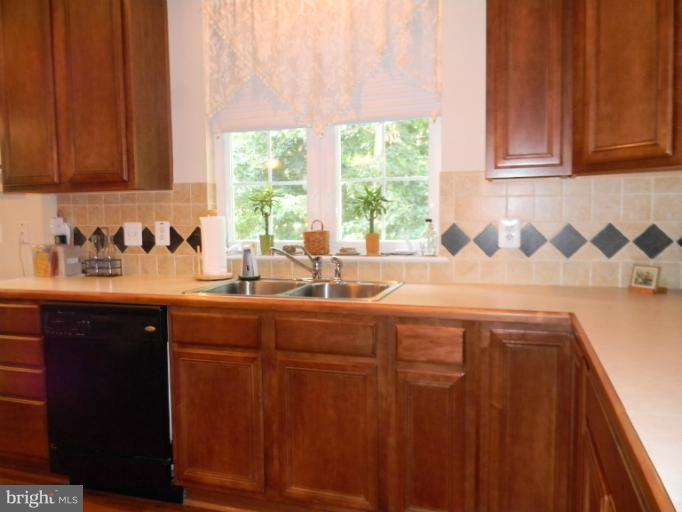 4 Rivers Edge Terrace Indian Head, MD 20640 - Photo 6 of 27 Kitchen