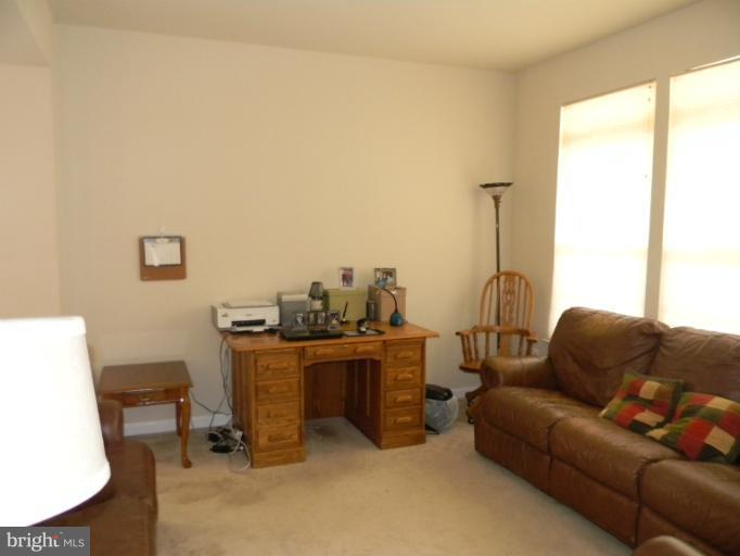 4 Rivers Edge Terrace Indian Head, MD 20640 - Photo 7 of 27 Living Room