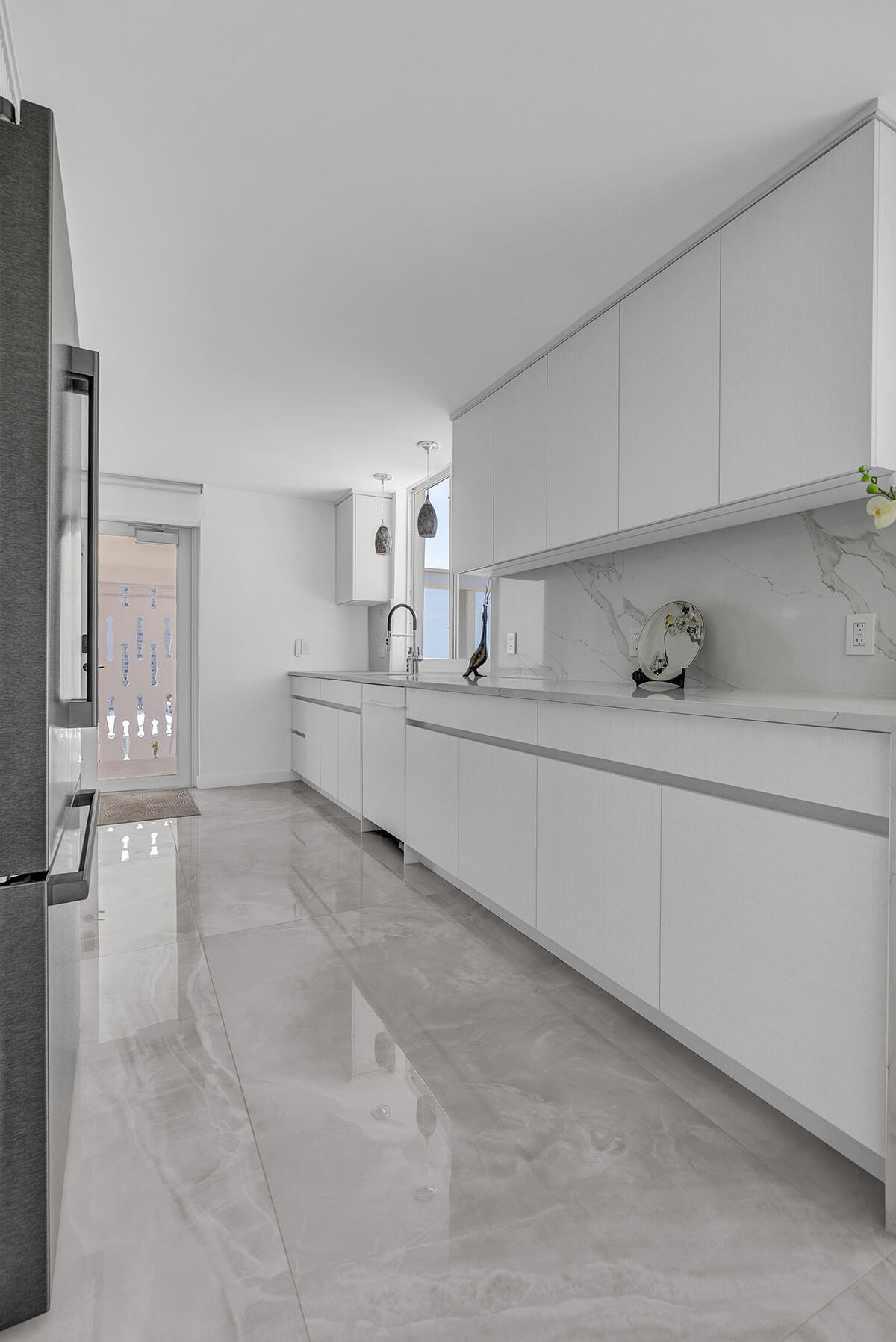 201 North Riverside Drive, Unit 802 Pompano Beach, FL 33062 - Photo 29 of 51 DSC08936