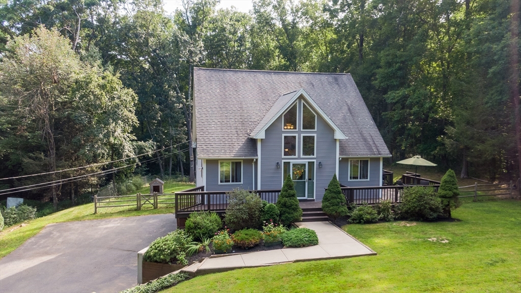 64 Leno Road Holland, MA 01521 - Photo 3 of 32 Gallery Image 3