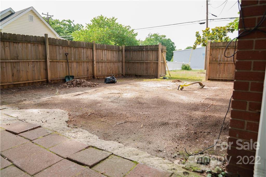 702 Eddleman Road Kannapolis, NC 28083 - Photo 10 of 24 Gallery Image 10