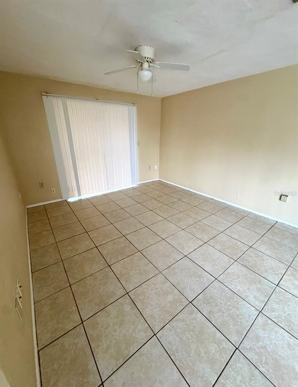 7124 Isle Drive Port Richey, FL 34668 - Photo 4 of 11