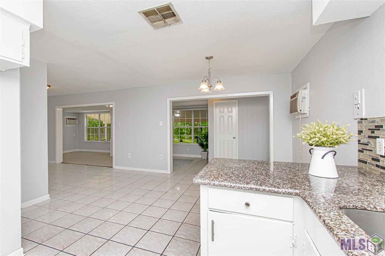 1263 West Chimes Street Baton Rouge, LA 70802 - Photo 4 of 29 Gallery Image 4