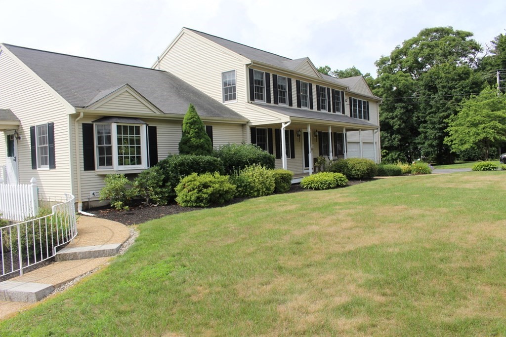 1 Rennie Drive, Unit 1 Blackstone, MA 01504 - Photo 1 of 19
