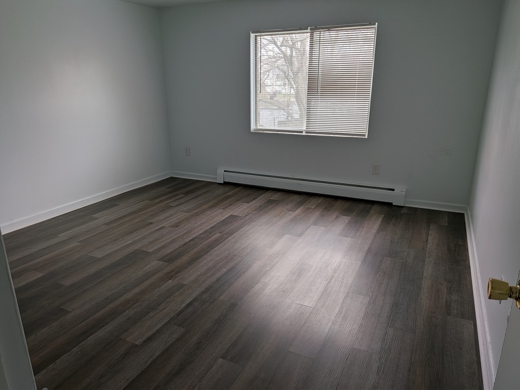 83 R Hobart Street, Unit C4 Danvers, MA 01923 - Photo 13 of 14