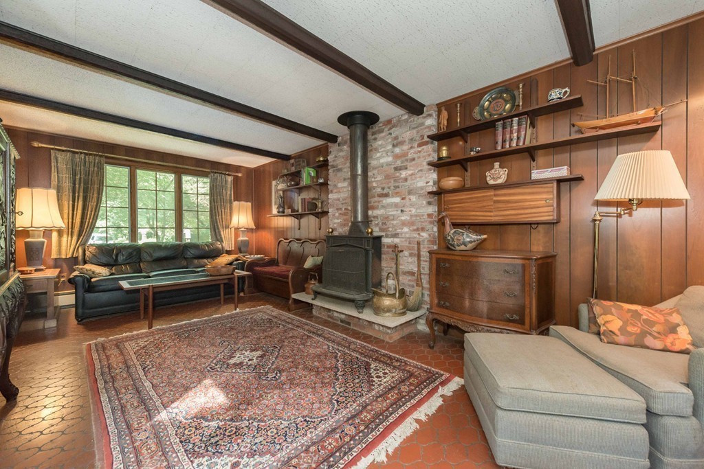 23 Constitution Road Lexington, MA 02421 - Photo 2 of 16