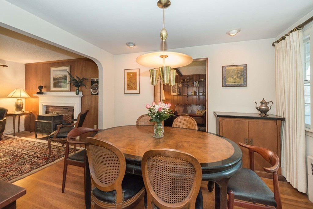 23 Constitution Road Lexington, MA 02421 - Photo 5 of 16