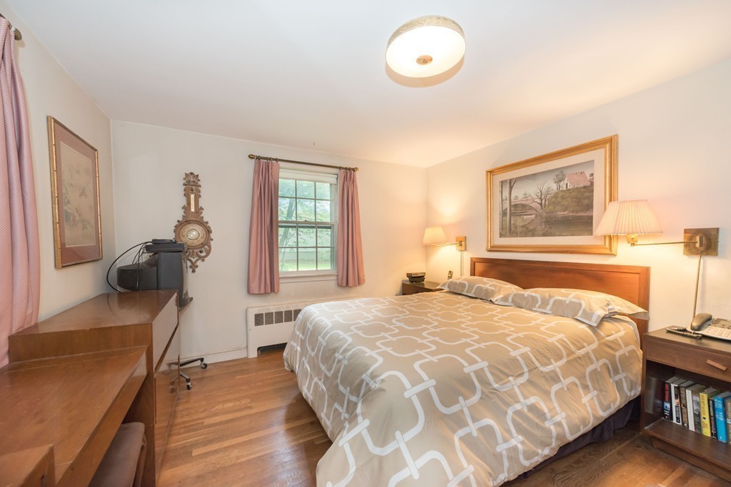 23 Constitution Road Lexington, MA 02421 - Photo 10 of 16