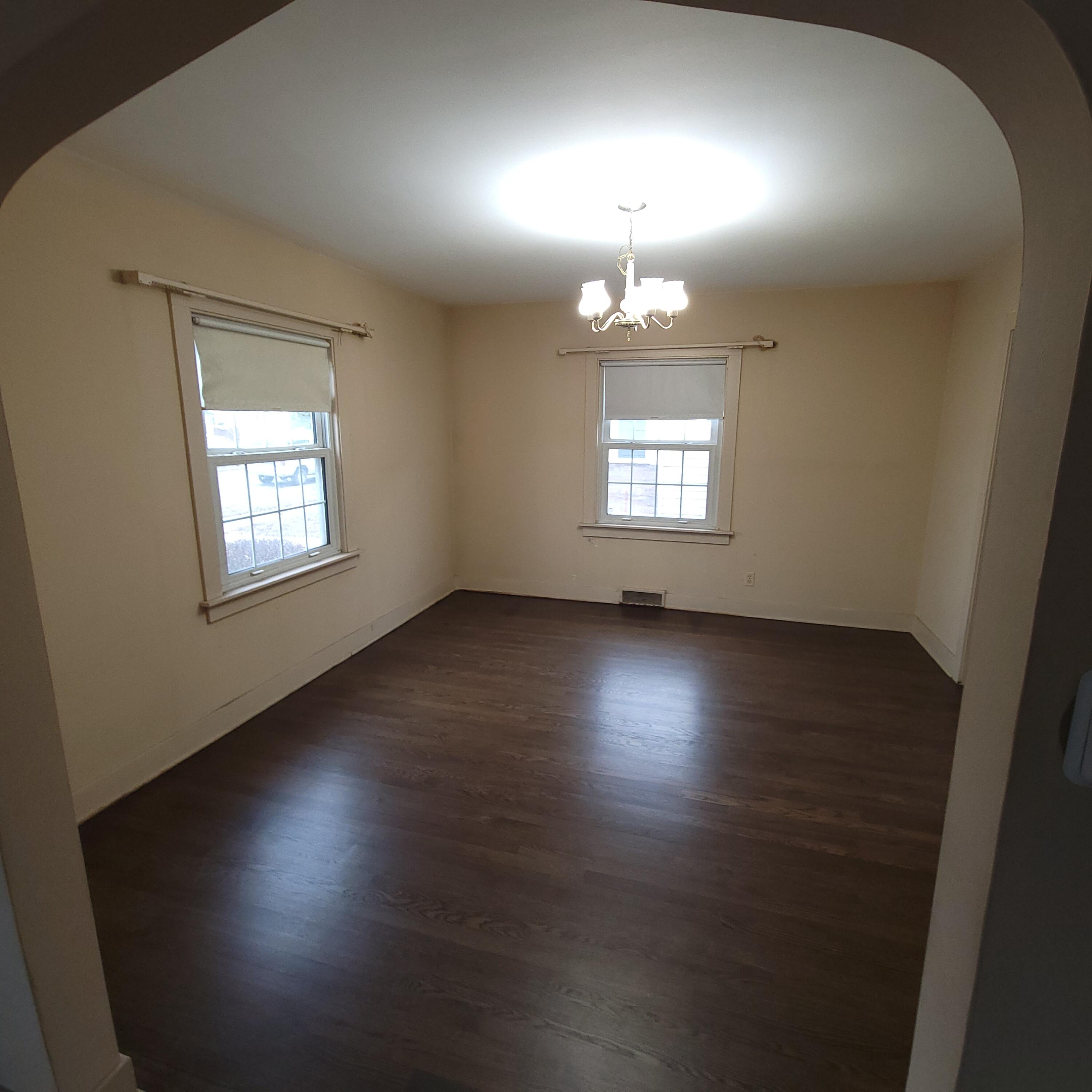 1949 Lake Avenue Whiting, IN 46394 - Photo 6 of 29 3000x3000