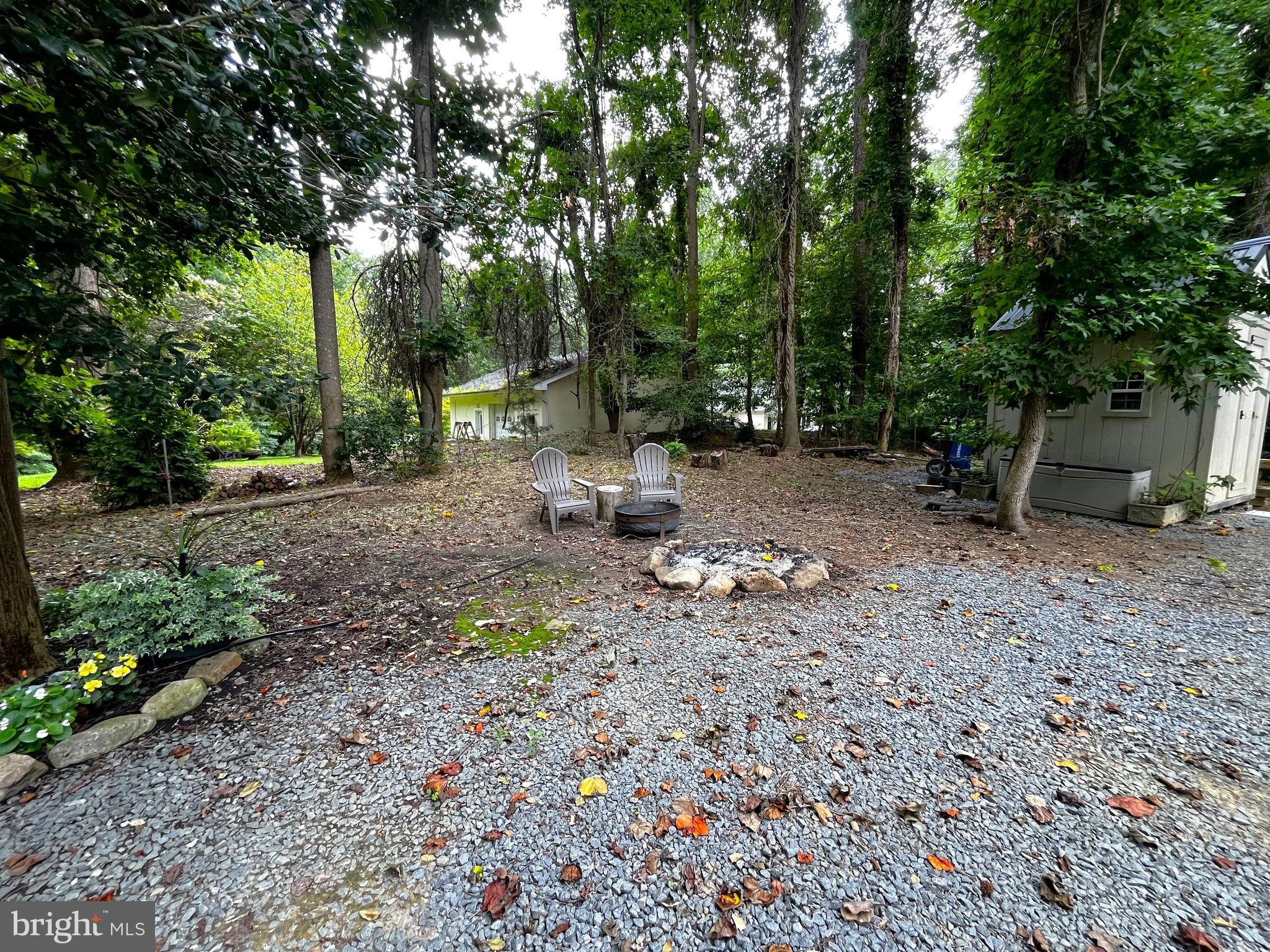 2020 Biglane Court, Unit A Huntingtown, MD 20639 - Photo 6 of 29 a backyard of a house with lots of green space