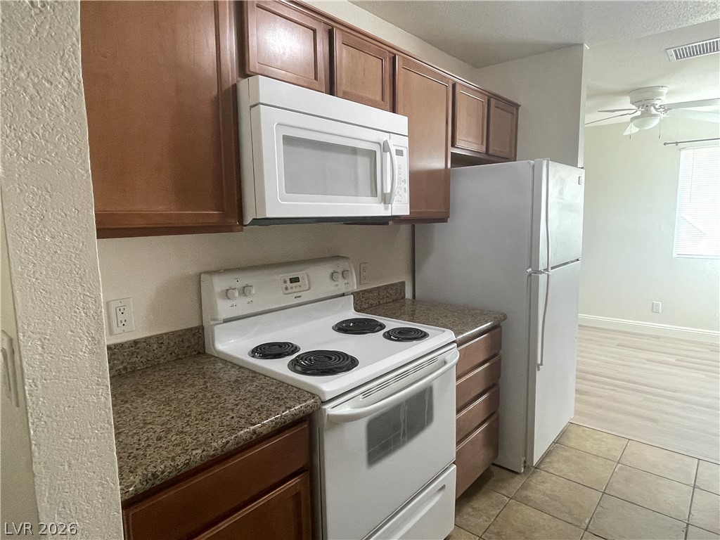 1816 North Decatur Boulevard, Unit 103 Las Vegas, NV 89108 - Photo 5 of 18