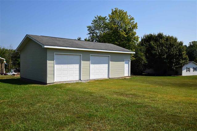 126 Horseshoe Bend Road Spring City, TN 37381 - Photo 4 of 37 1264