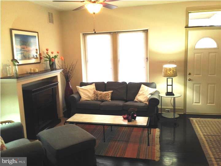 227 Righter Street Philadelphia, PA 19128 - Photo 1 of 24 Living Room